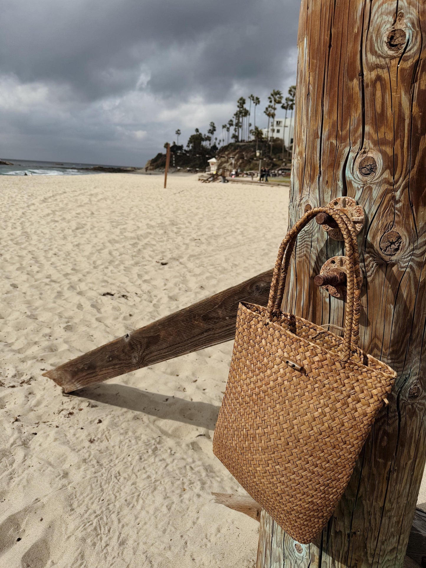 Vintage Palm Leaf Tote - Wheat