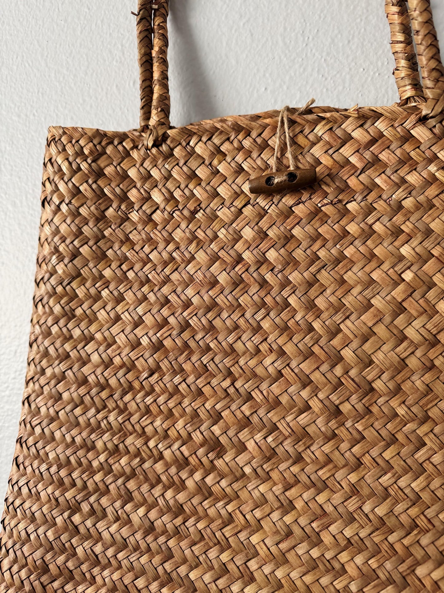 Vintage Palm Leaf Tote - Wheat